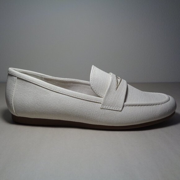 Kensie Size 6.5 M / YELENA / Cream / Canvas / Penny Loafers / New Women's Shoes - Picture 2 of 16